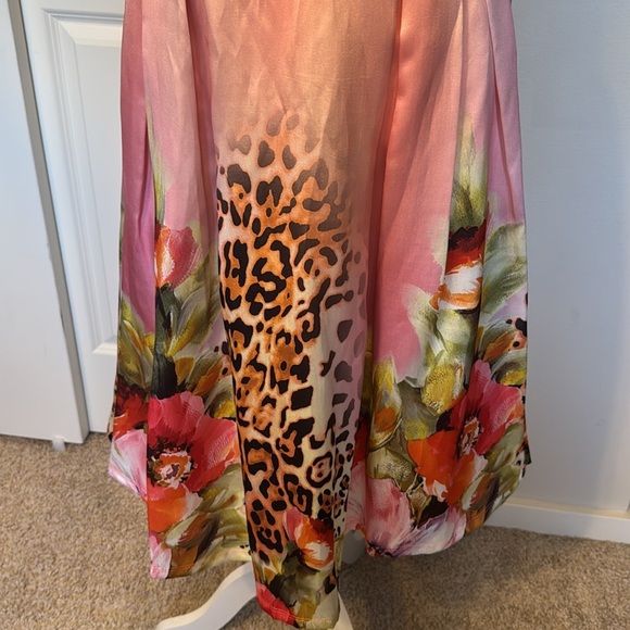 Va va voom Floral and Leopard Print Pink Dress - Picture 6 of 15